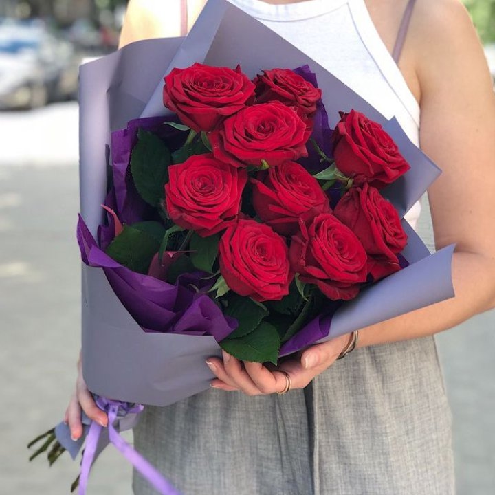 9  красных роз №1 в Новокузнецке