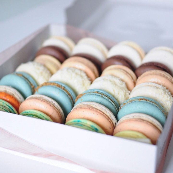 Коробка макаронс 25 шт. в Новокузнецке