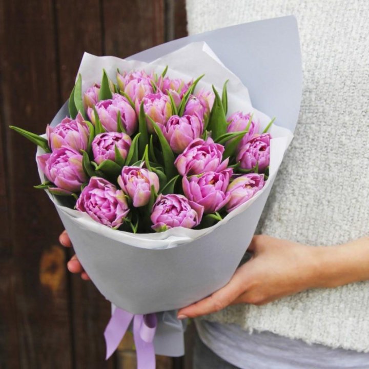 Букет пионовидных тюльпанов в Новокузнецке