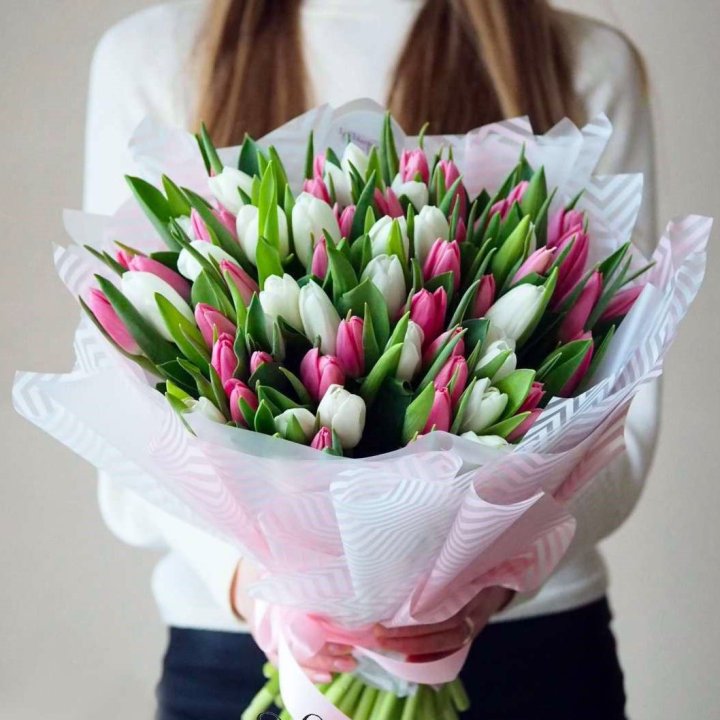 Букет тюльпанов "Лолита" в Новокузнецке