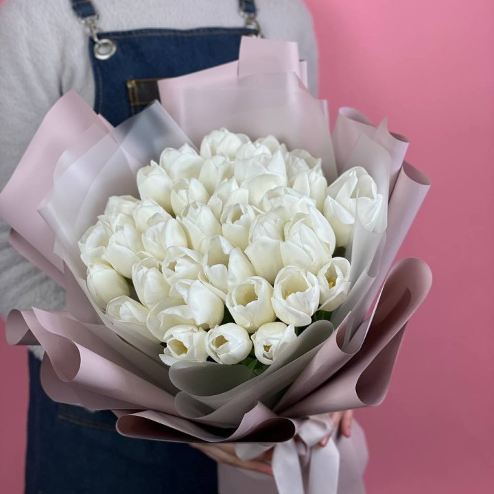 Букет белых тюльпанов "Пур-пур" в Новокузнецке