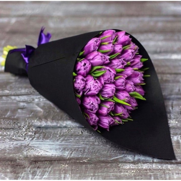 Пионовидные тюльпаны блэк в Новокузнецке