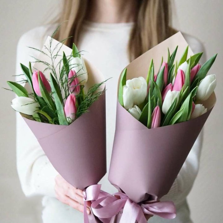 11 тюльпанов в оформлении в Новокузнецке